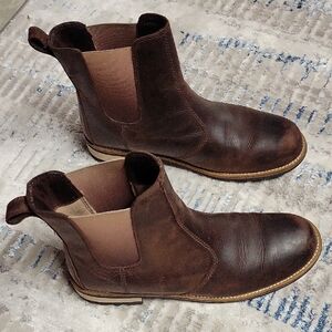 Kodiak Brown Leather Chelsea Boots